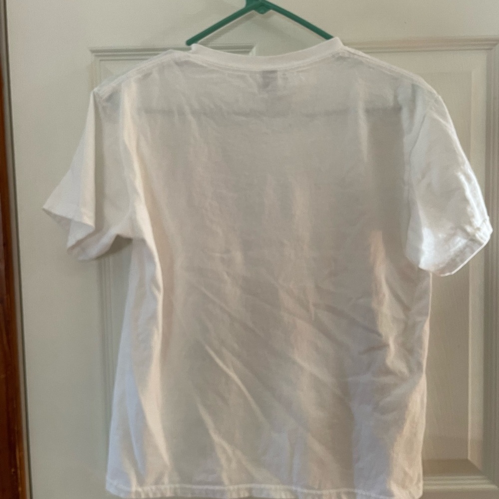 Gildan White T‑Shirt with Black Tag and Black Print - Picture 4 of 4